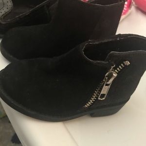 Toddler shoes